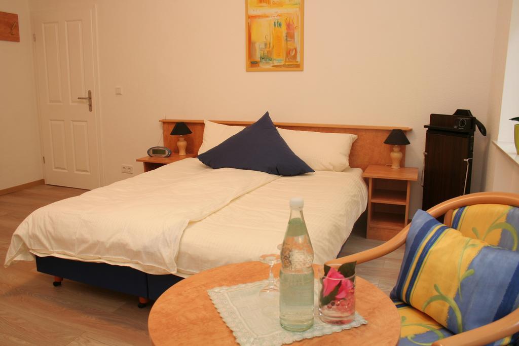 Wald Villa Uessbach Alf Room photo